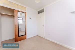 Bedroom- click for photo gallery